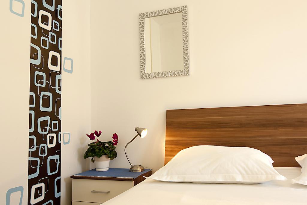 Apartments Viskovic Μακάρσκα Δωμάτιο φωτογραφία
